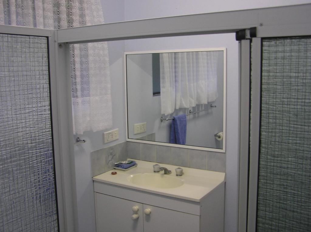 Sapphire Motel Korora Bilik gambar